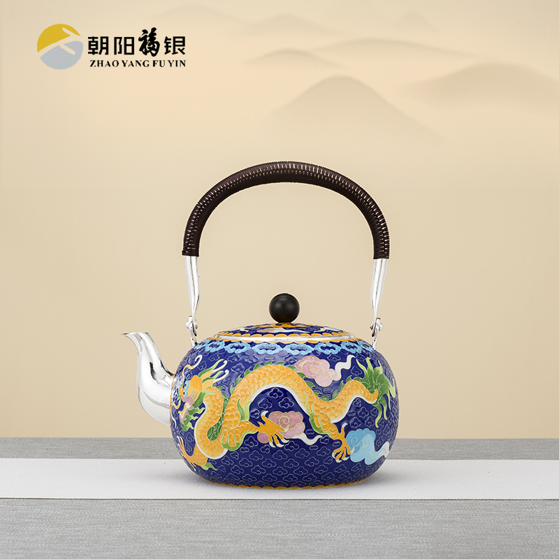 双龙戏珠