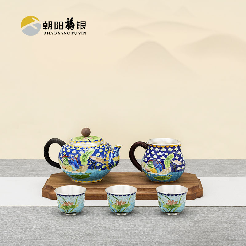 鸳鸯戏水