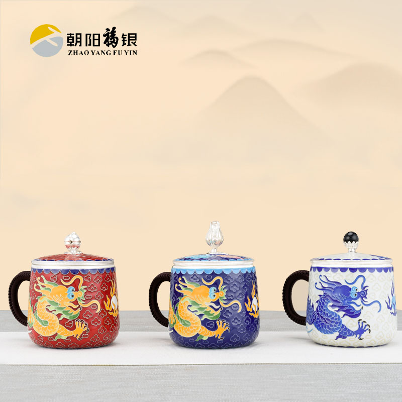 双龙戏珠
