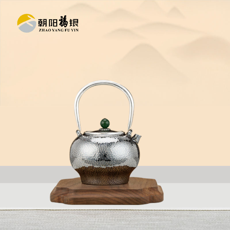 锤纹茶壶